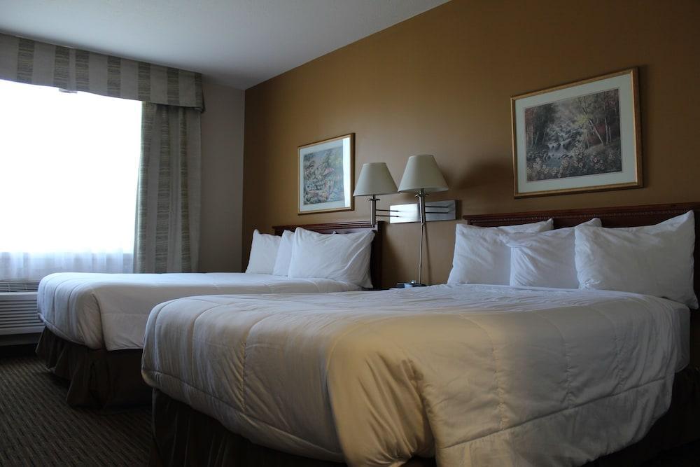 Foxwood Inn And Suites Fox Creek 외부 사진