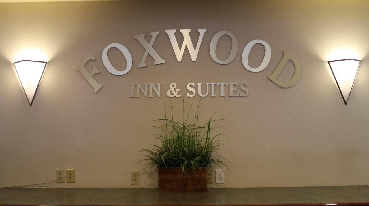 Foxwood Inn And Suites Fox Creek 외부 사진